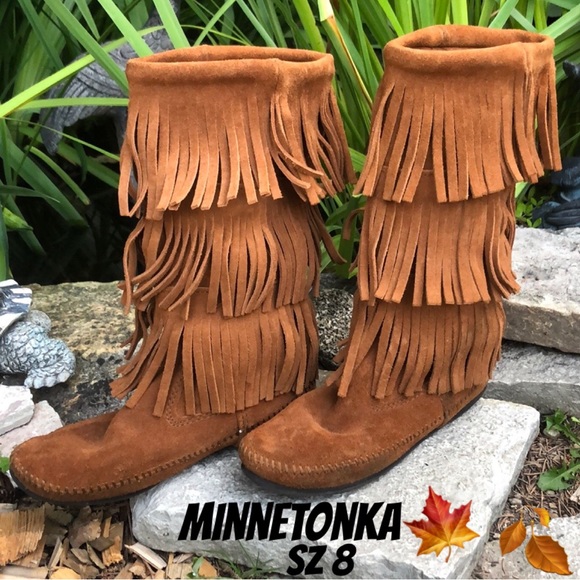 Minnetonka Three Layer Fringe Boot Style Moccasins-Sz 8-PullOn Style-Carmel - Picture 1 of 16